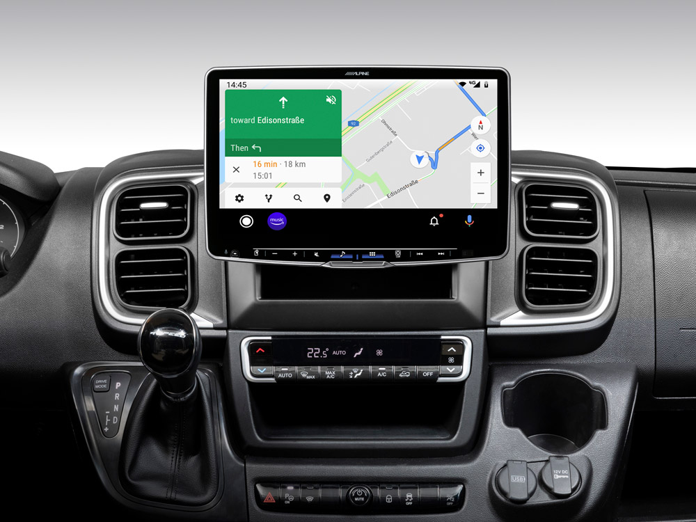 iLX-F115DU8_front_installed_Android-Auto_low