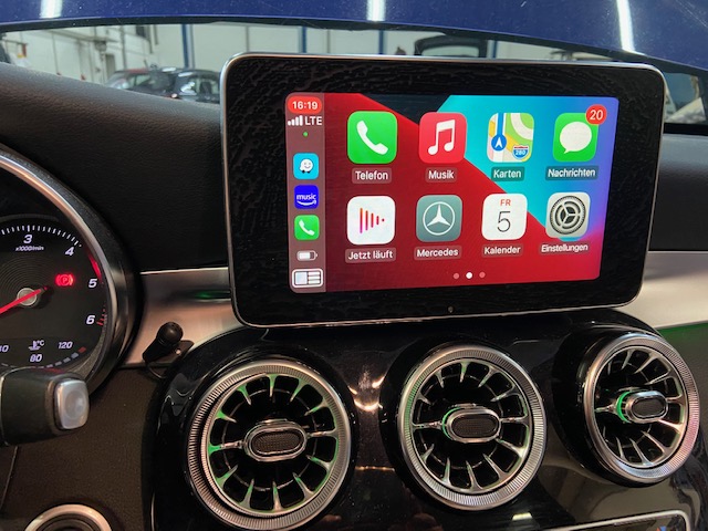 Apple CarPlay und Android Auto in der C-Klasse kabellos